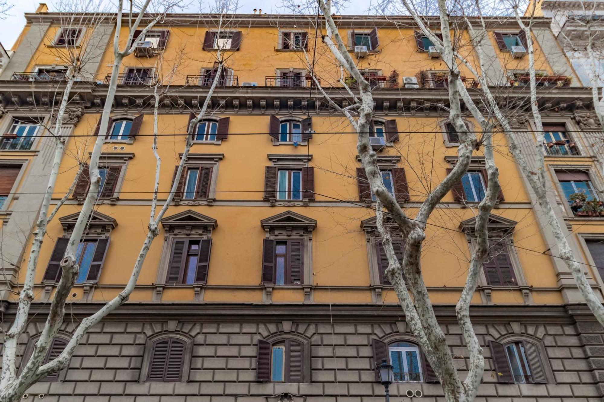 Domus Ana- Modern Elegance, Steps Away From The Colosseum And The Historic Center Apartamento *